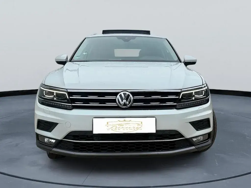 Gebraucht VW Tiguan Highline 190 PS (139 kW) 2019 Weiß SUV