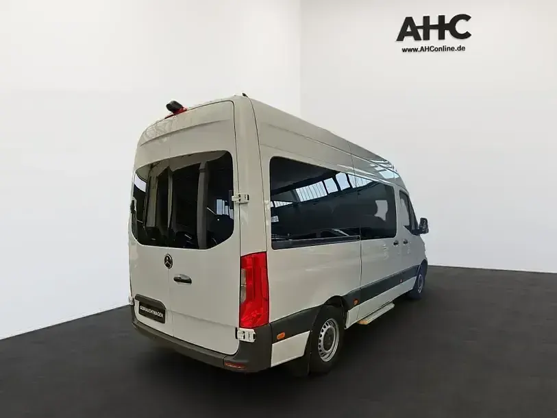 Używany Mercedes Sprinter 170 KM (125 kW) 2023 Biały Van