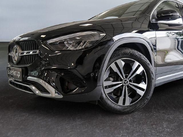 Usata Mercedes GLA200 163 CV (119 kW) 2025 Nero SUV