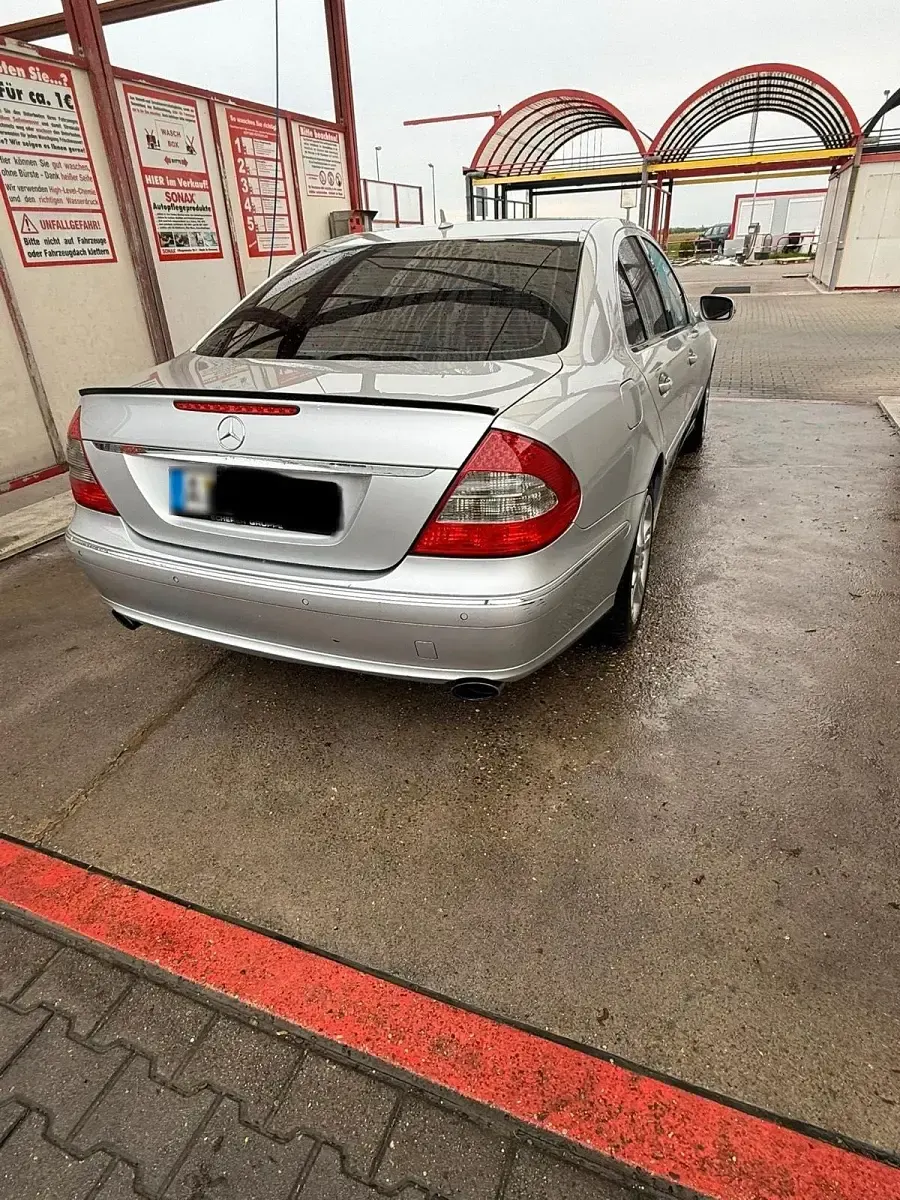 Brugt Mercedes E200 224 HK (164 kW) 2008 Sølv Sedan