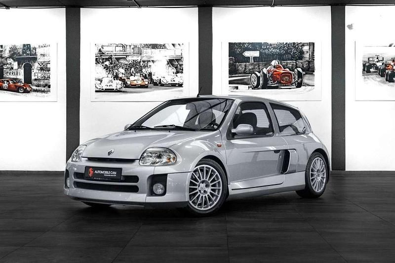 Usata Renault Clio 224 CV (164 kW) 2003 Argento Utilitaria