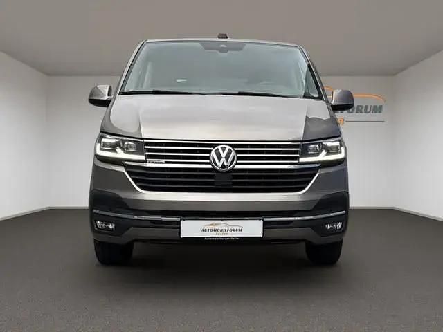 Second-hand VW Multivan Generation Six 190 CP (139 kW) 2022 Andere Monovolum