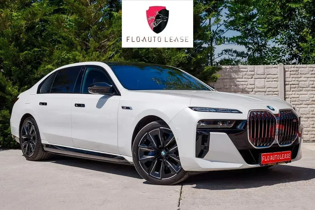 Gebraucht BMW M760e 381 PS (280 kW) 2023 Weiß Limousine