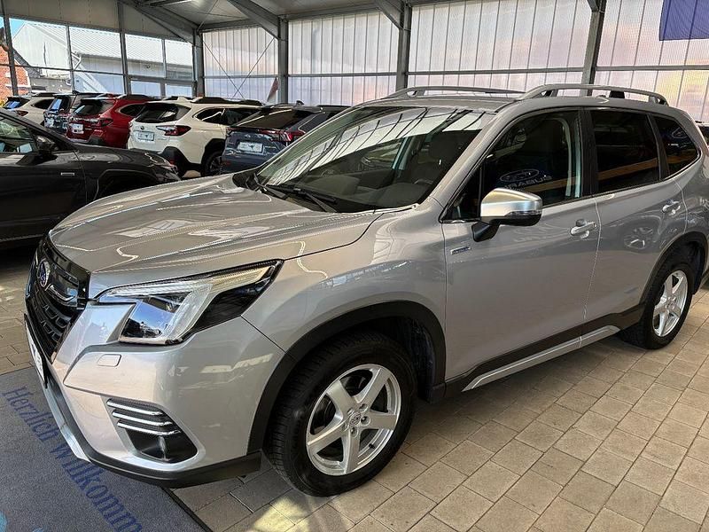 Gebraucht Subaru Forester Comfort 150 PS (110 kW) 2022 Silber SUV