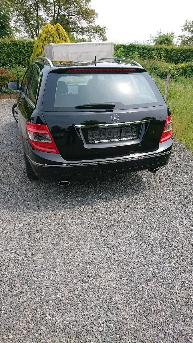 Gebraucht Mercedes C320 224 PS (164 kW) 2007 Schwarz Kombi