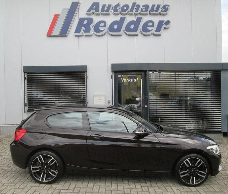 Braun Gebraucht 2019 BMW 116 Advantage Kleinwagen | 15.750 € (Etwas zu teuer) - Bild 1/4