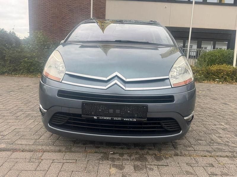Grau Gebraucht 2009 Citroën Grand C4 Picasso Tendance Van / Kleinbus | 1.499 € (Fairer Preis) - Bild 1/4