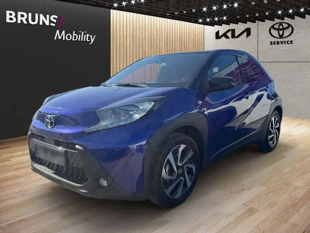 Gebraucht Toyota Aygo X 72 PS (52 kW) 2025 Blau SUV
