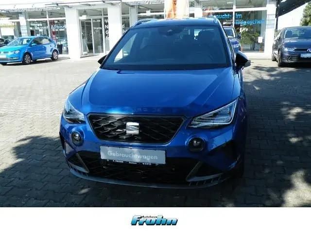 Gebraucht Seat Arona FR 110 PS (80 kW) 2022 Saphirblaumitternachtsschwarz (metallic) SUV