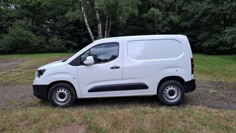 Gebraucht 2018 Opel Combo Edition Van / Kleinbus | 12.000 € (Etwas zu teuer) - Bild 1/4