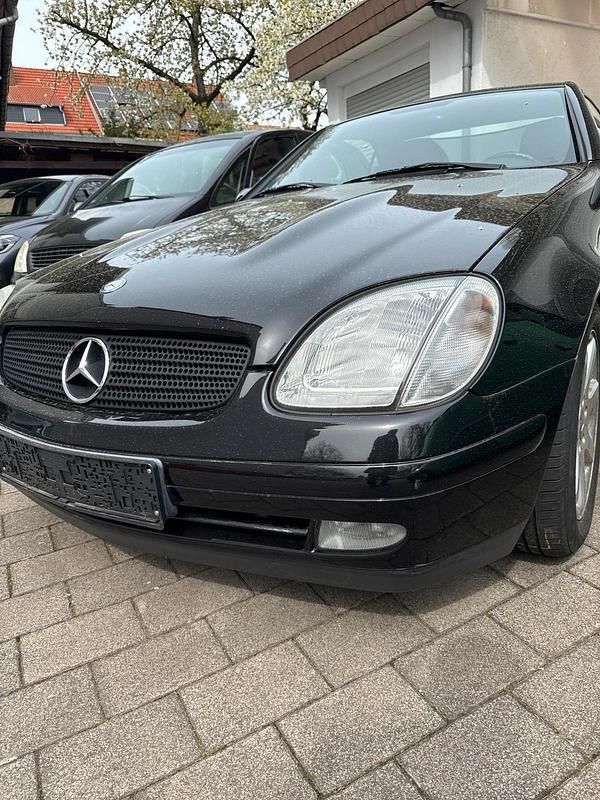 Gebraucht Mercedes SLK200 136 PS (100 kW) 2000 Schwarz Cabrio
