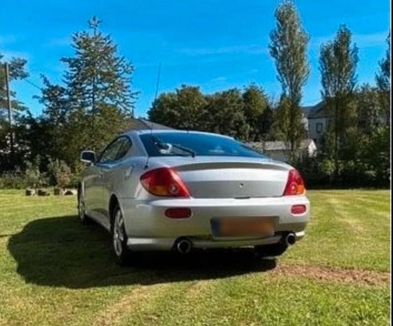 Gebraucht Hyundai Coupé 167 PS (122 kW) 2004 Silber Coupé