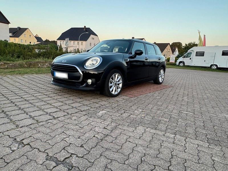 Usado Mini ONE 102 HP (75 kW) 2018 Preto Citadino