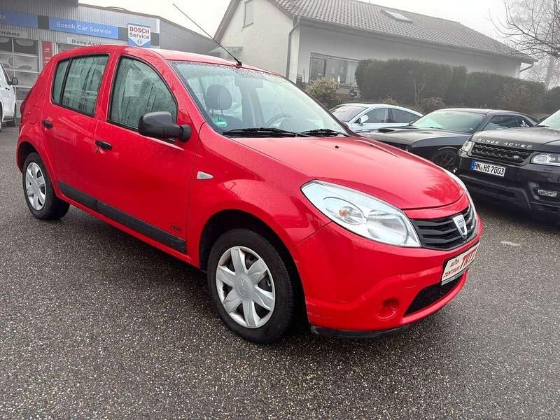 Gebraucht Dacia Sandero Ambiance 75 PS (55 kW) 2009 Rot "passion" Kleinwagen