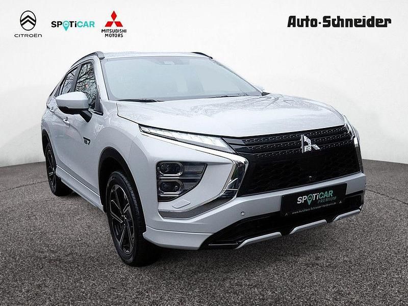 Gebraucht Mitsubishi Eclipse Cross Top 188 PS (138 kW) 2022 Weiss SUV