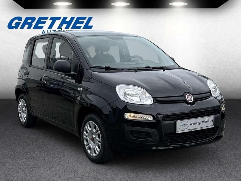 Cinema schwarz) (schwarz Gebraucht 2020 Fiat Panda Easy Kleinwagen | 9.490 € (Fairer Preis) - Bild 1/4