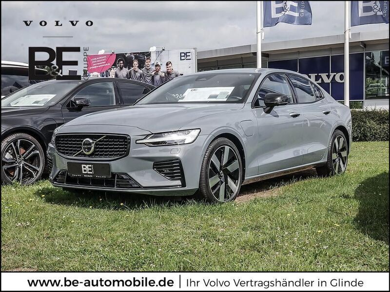Grau Gebraucht 2024 Volvo S60 Ultimate Limousine | 37.950 € (Guter Preis) - Bild 1/4