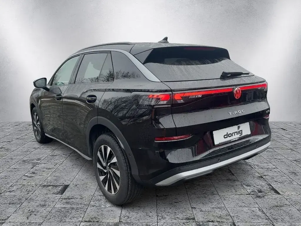 Neu VW T-Roc Life 150 PS (110 kW) 2026 Grenadill schwarz metallic SUV