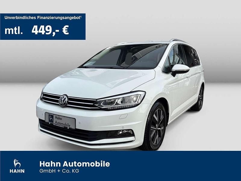 Pure white Gebraucht 2020 VW Touran Highline Van / Kleinbus | 27.490 € (Fairer Preis) - Bild 1/3