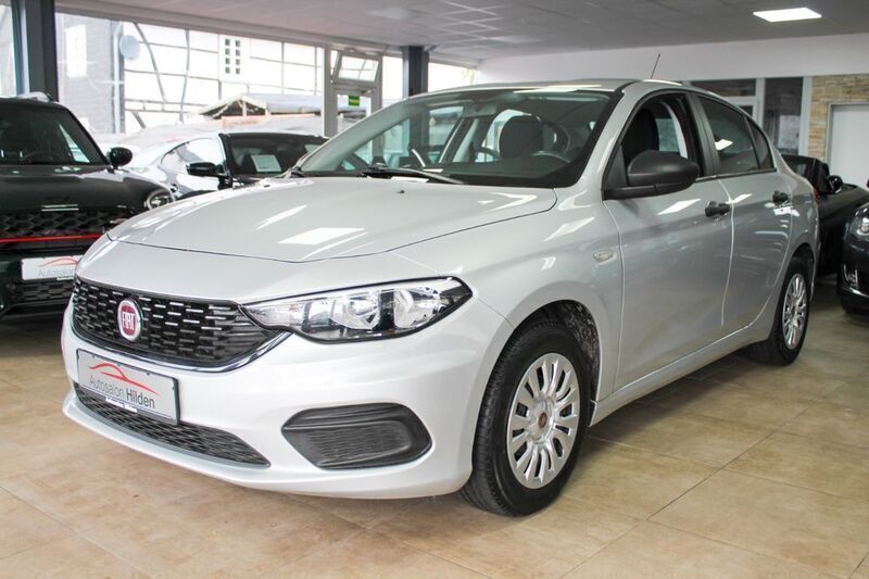 Silber Gebraucht 2019 Fiat Tipo Pop Limousine | 8.999 € (Fairer Preis) - Bild 1/4