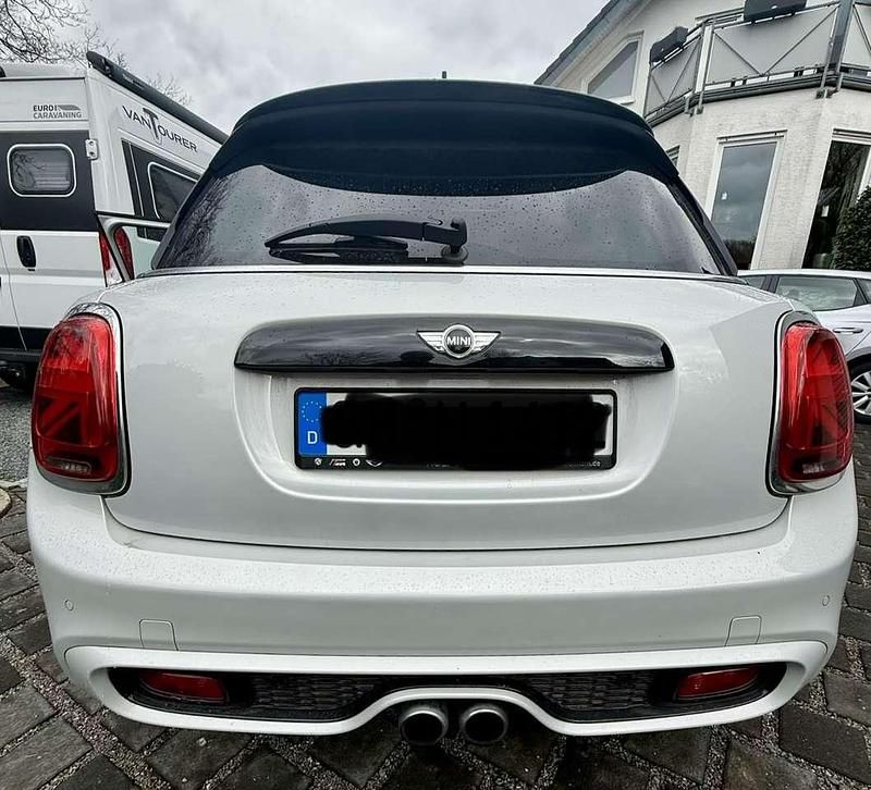 Gebraucht Mini Cooper S 192 PS (141 kW) 2016 Silber Kleinwagen