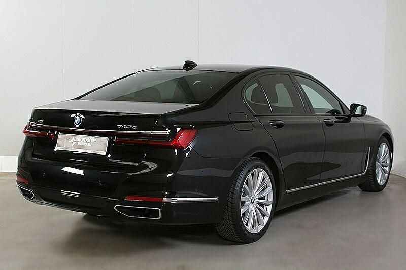 Gebraucht BMW 740 Executive 340 PS (250 kW) 2022 Saphirschwarz met. Limousine