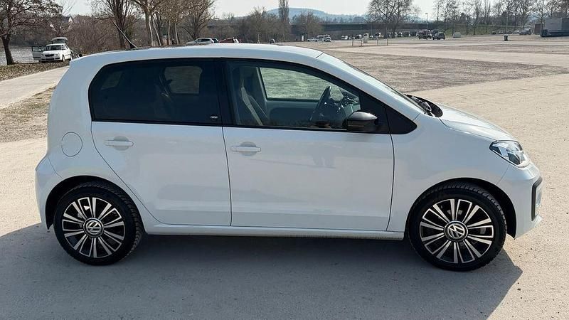 Gebraucht VW up! Sound 75 PS (55 kW) 2018 Weiß Kleinwagen