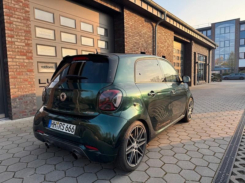 Second-hand Smart ForFour Brabus 109 CP (80 kW) 2018 Verde Hatchback
