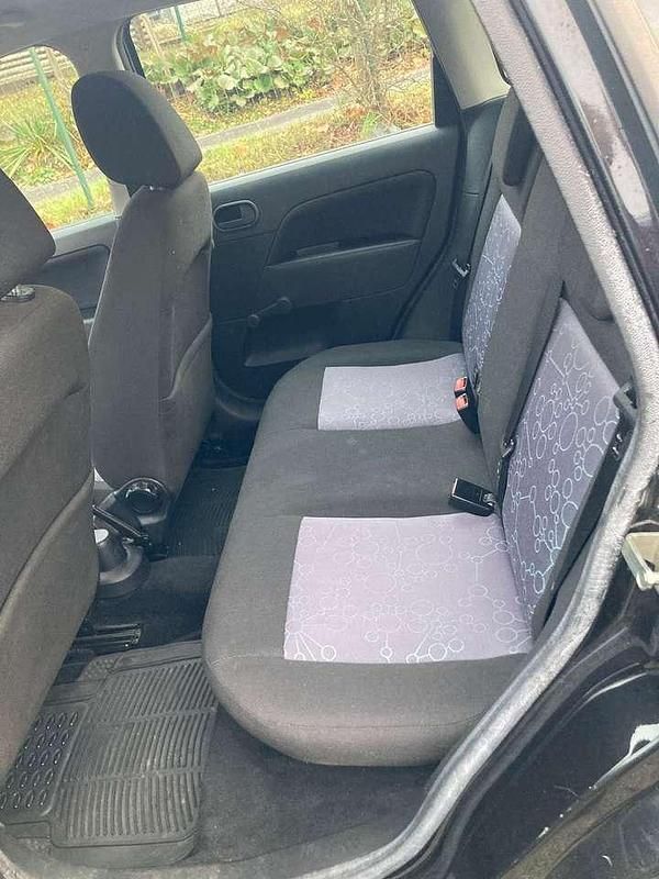 Gebraucht Ford Fiesta 69 PS (50 kW) 2007 Schwarz Limousine