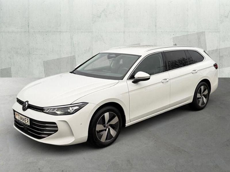 Gebraucht VW Passat Business 150 PS (110 kW) 2025 Andere Limousine