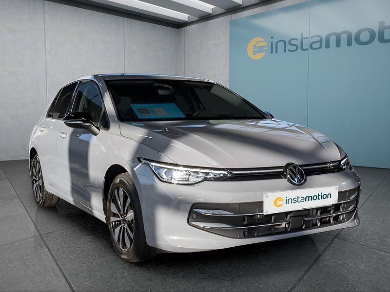 Gebraucht VW Golf VIII 150 PS (110 kW) 2025 Grau Kleinwagen