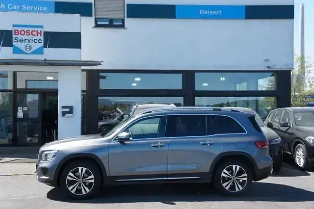 Gebraucht Mercedes GLB200 Progressive 150 PS (110 kW) 2022 Grau SUV
