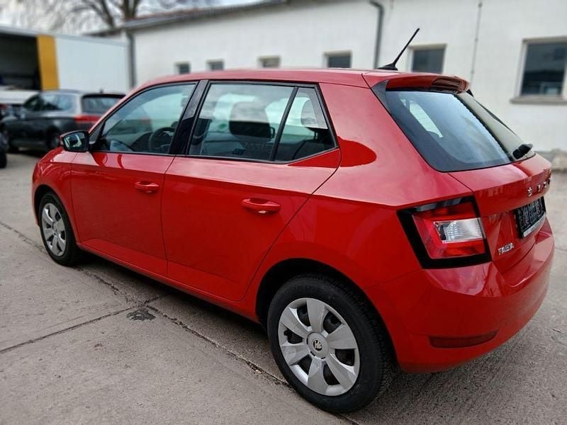 Gebraucht Skoda Fabia Active 60 PS (44 kW) 2020 Rot Limousine