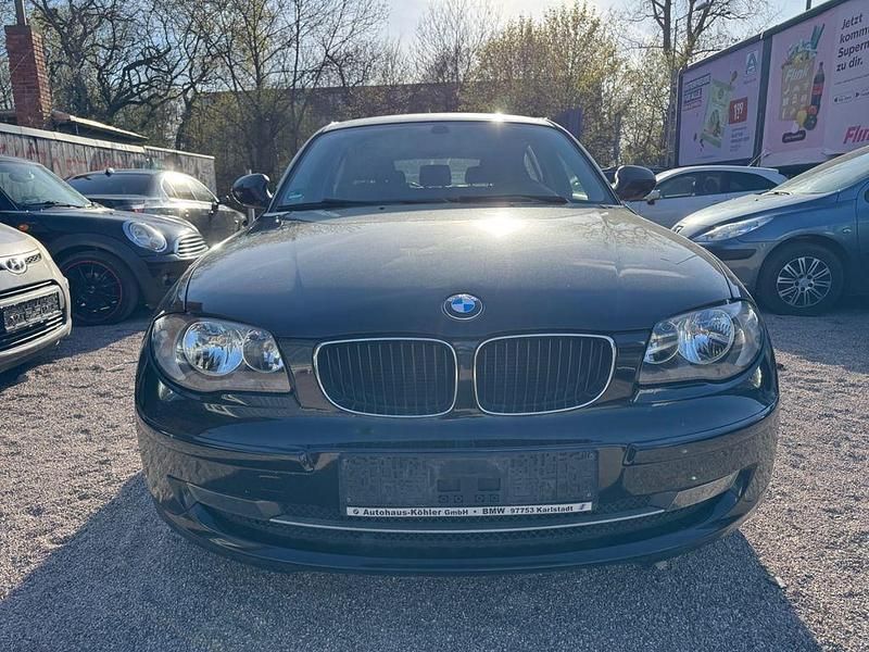Gebraucht BMW 116 Advantage 116 PS (85 kW) 2009 Schwarz Kleinwagen