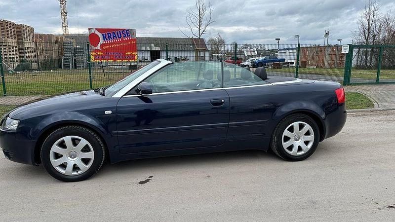 Gebraucht Audi A4 Cabriolet Design 163 PS (119 kW) 2004 Blau Cabrio
