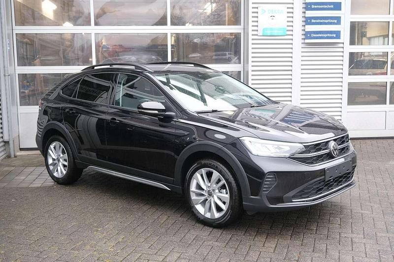 Neu VW Taigo Life 116 PS (85 kW) 2025 Schwarz SUV
