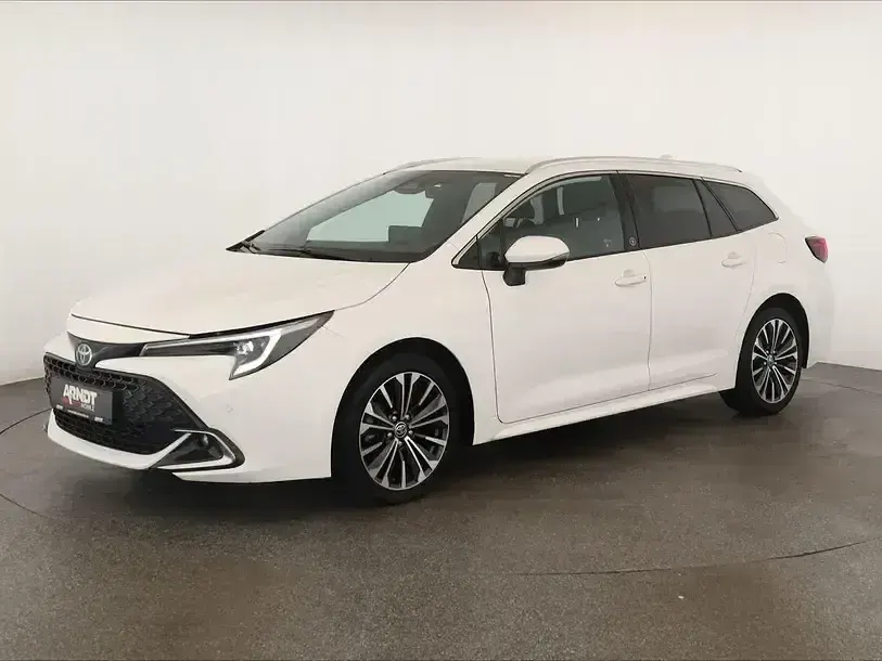 Gebraucht Toyota Corolla Team 140 PS (102 kW) 2024 Schneeweiß Kombi
