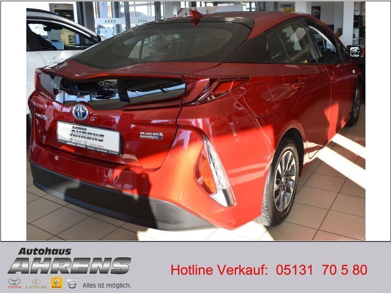 Gebraucht Toyota Prius Plug-in Hybrid Comfort 122 PS (89 kW) 2017 Andere farbe Kleinwagen