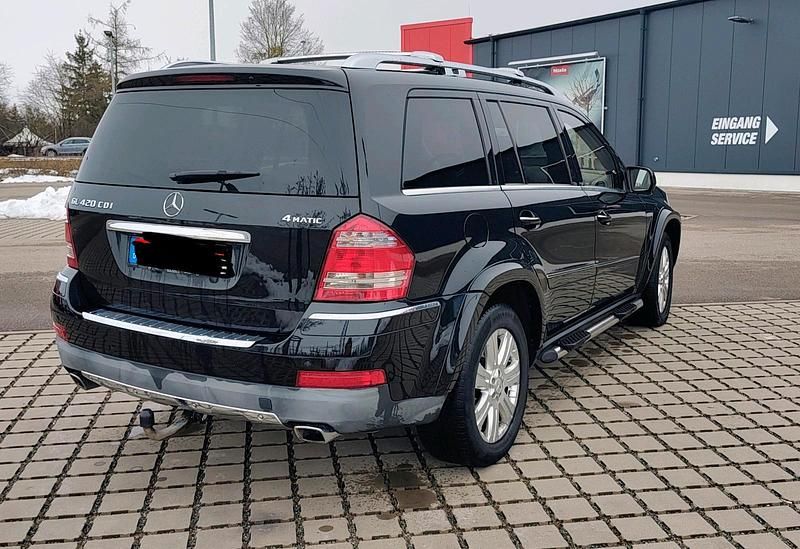 Gebraucht Mercedes GL420 306 PS (225 kW) 2008 Schwarz SUV