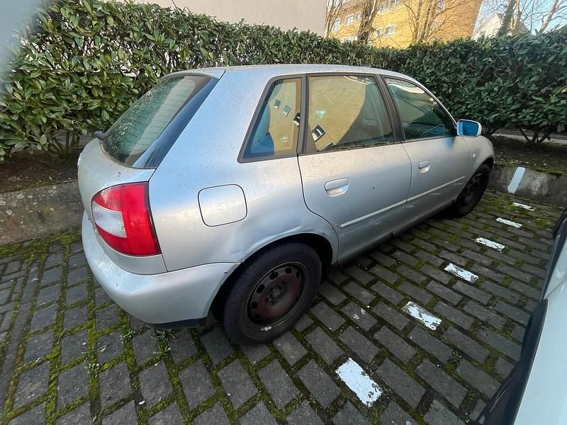 Gebraucht Audi A3 102 PS (75 kW) 2003 Silber Kleinwagen