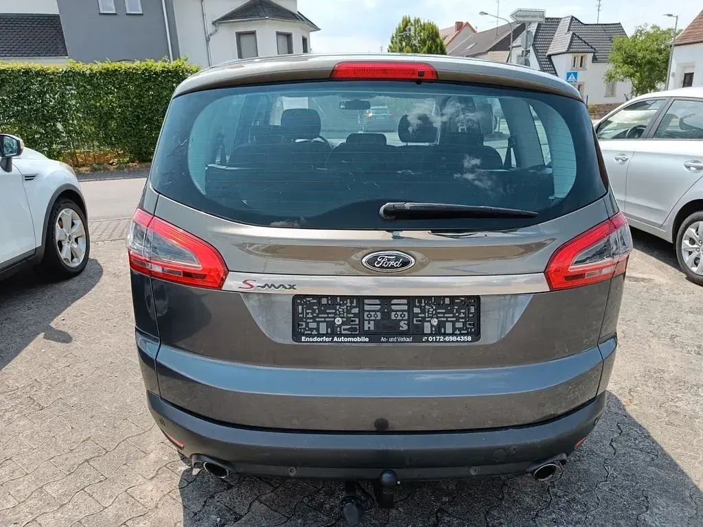 Gebraucht Ford S-MAX Titanium 200 PS (147 kW) 2011 Grün Van / Kleinbus