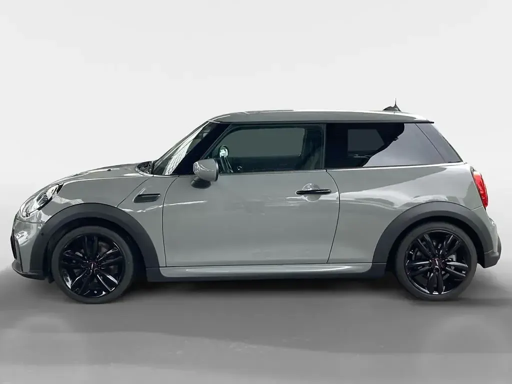 Gebraucht Mini John Cooper Works 102 PS (75 kW) 2022 Moonwalk grey metallic Kleinwagen