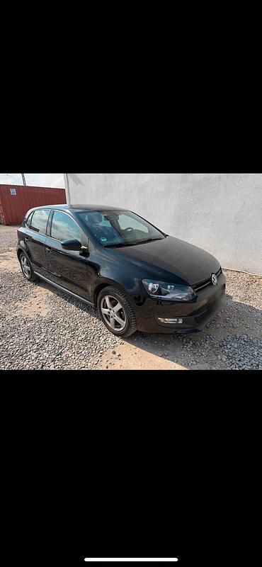 Second-hand VW Polo 90 CP (66 kW) 2011 Negru Hatchback
