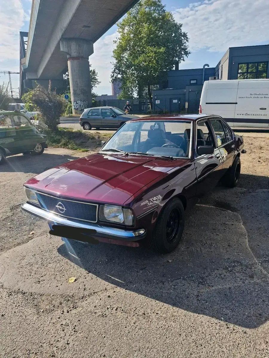 Gebraucht Opel Ascona 110 PS (80 kW) 1979 Andere farben Limousine