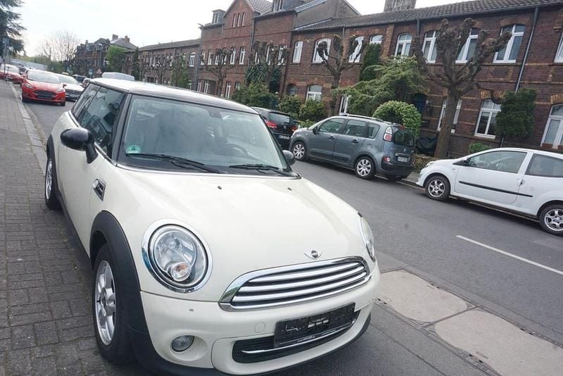 Second-hand Mini Cooper 122 CP (89 kW) 2010 Alb Hatchback