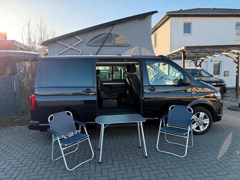 Gebraucht VW California Beach 150 PS (110 kW) 2019 Schwarz Van
