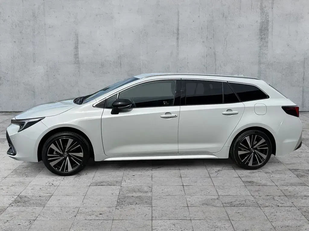 Ny Toyota Corolla 196 HK (144 kW) 2026 Grå Sedan