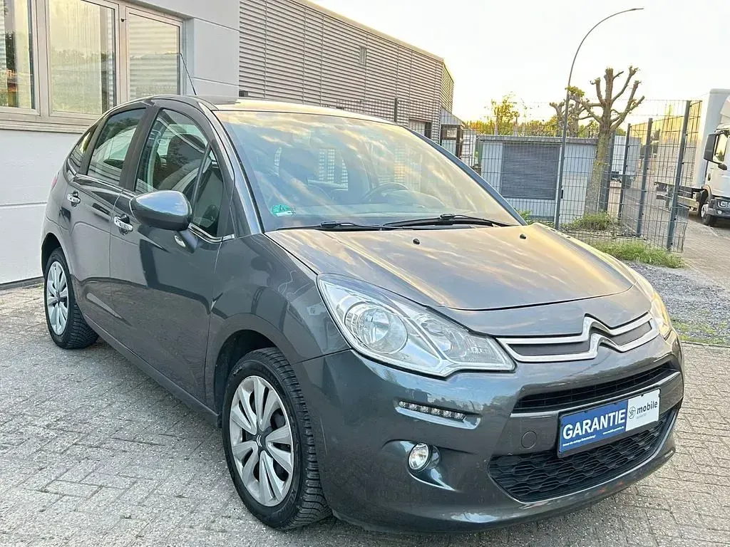 Gebraucht Citroën C3 SELECTION 68 PS (50 kW) 2015 Grau Limousine