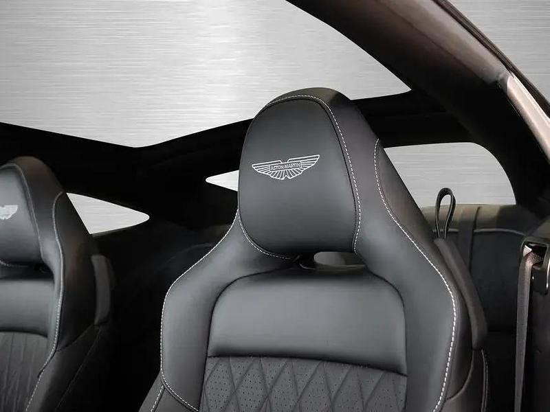 Gebraucht Aston Martin DB12 680 PS (500 kW) 2025 Grau Coupé