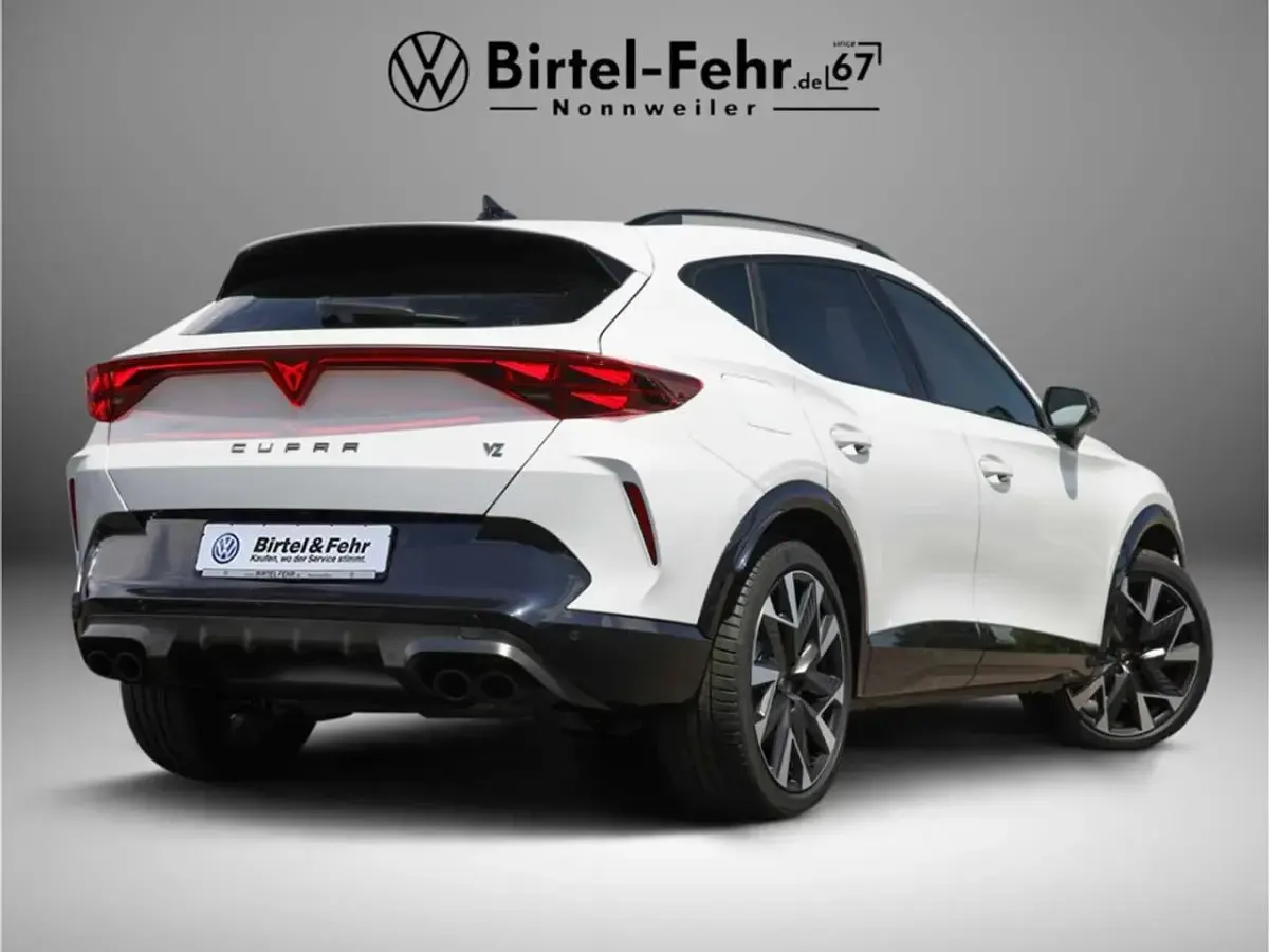 Neu Cupra Formentor VZ 333 PS (244 kW) 2026 Weiss SUV